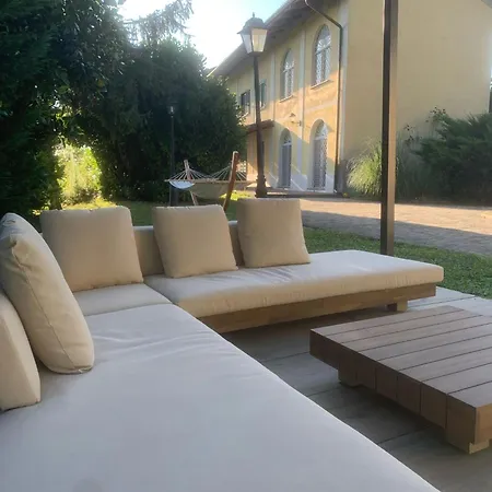 Con Piscina Tenuta Bricchetto منزل للإقامة *